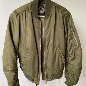 Top shop bomber